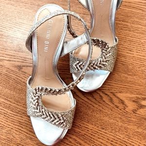 Gianni Bini, size 7.5, 4” heels, silver